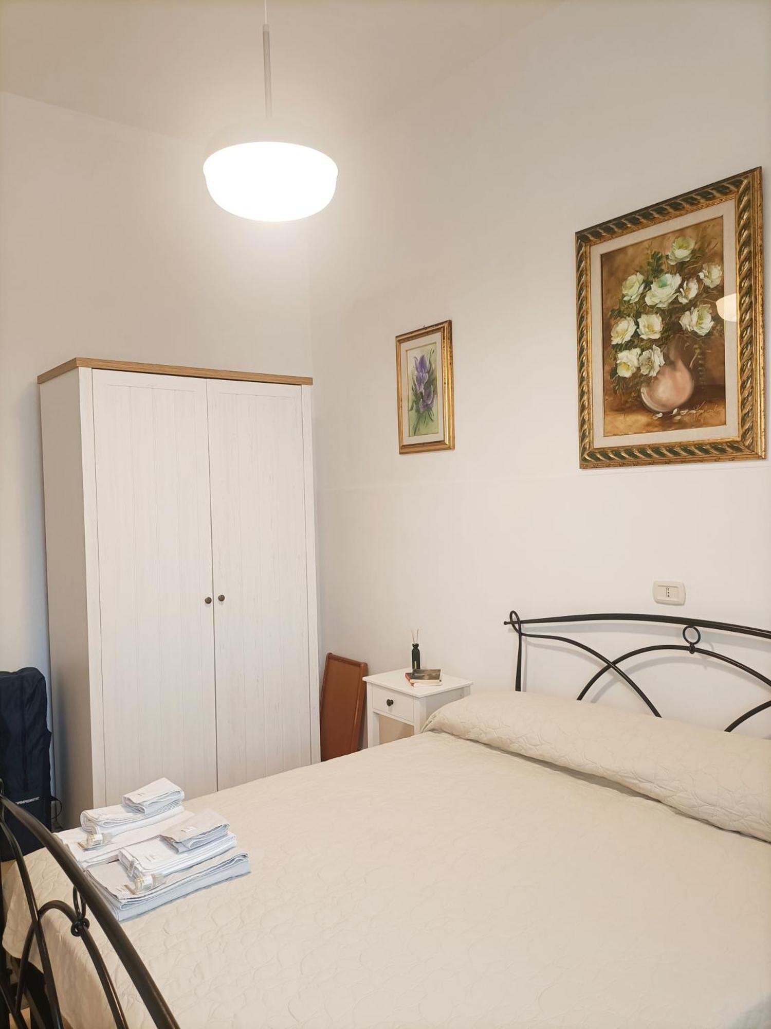 Bright Port View Apartment- Free Parking Cagliari Buitenkant foto