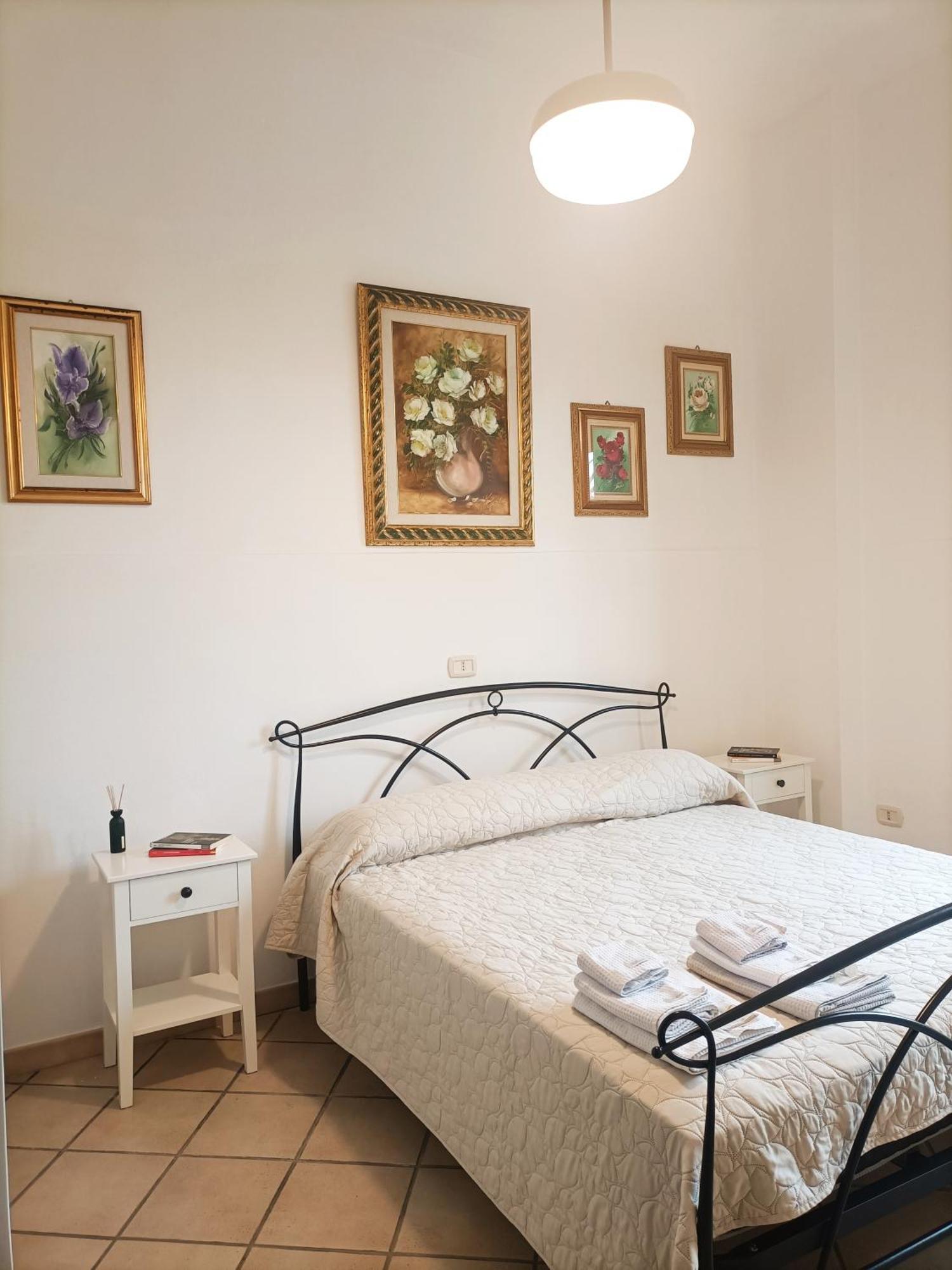 Bright Port View Apartment- Free Parking Cagliari Buitenkant foto