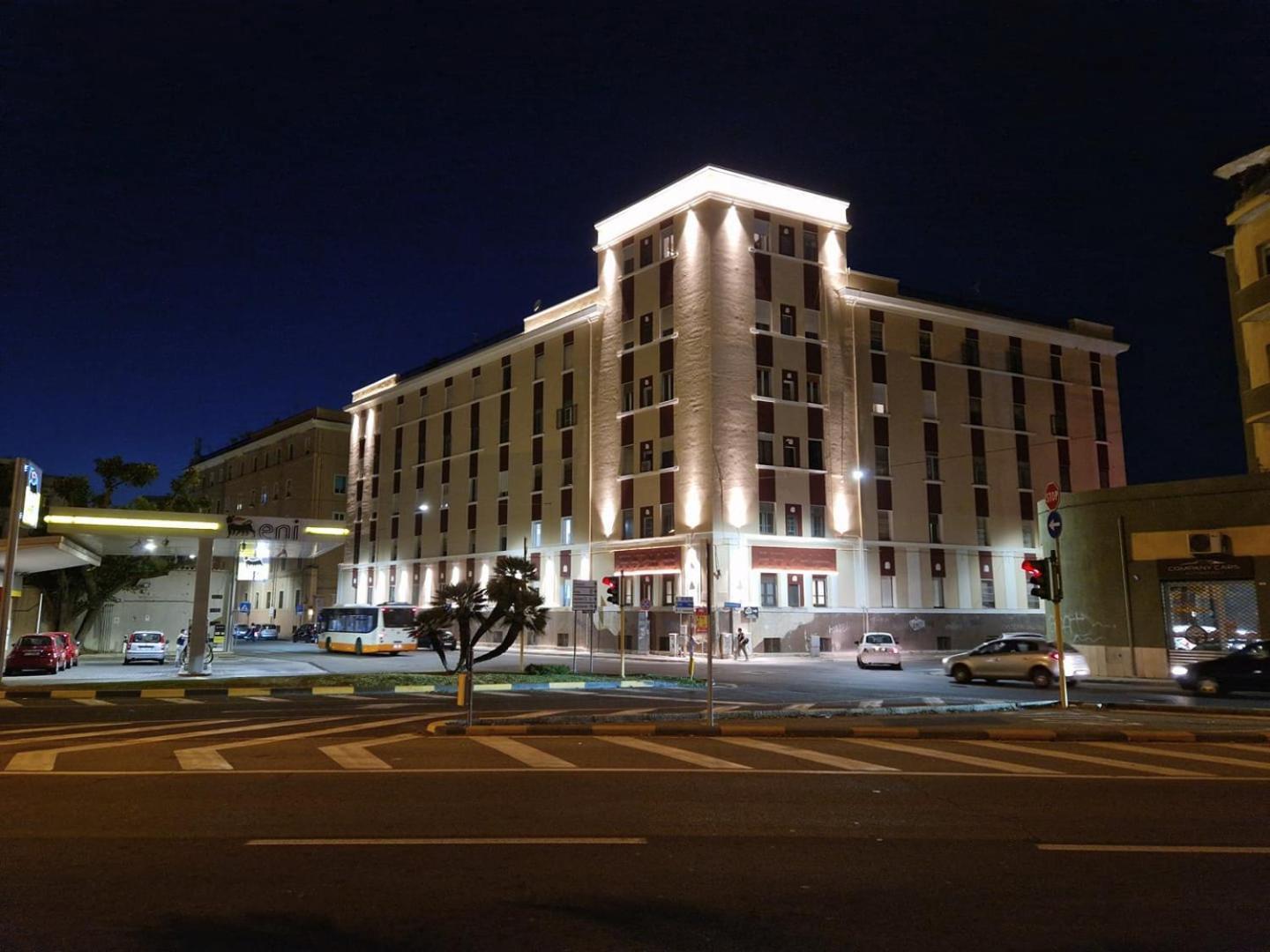 Bright Port View Apartment- Free Parking Cagliari Buitenkant foto