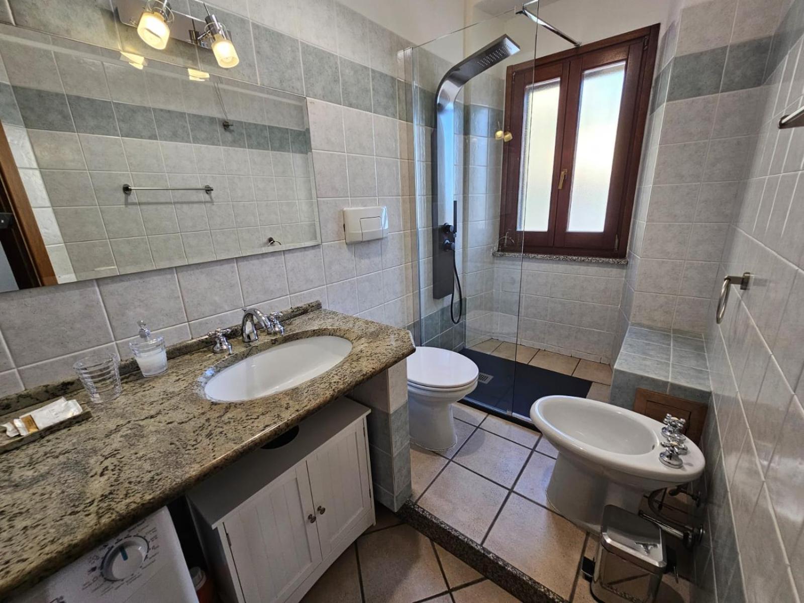 Bright Port View Apartment- Free Parking Cagliari Buitenkant foto