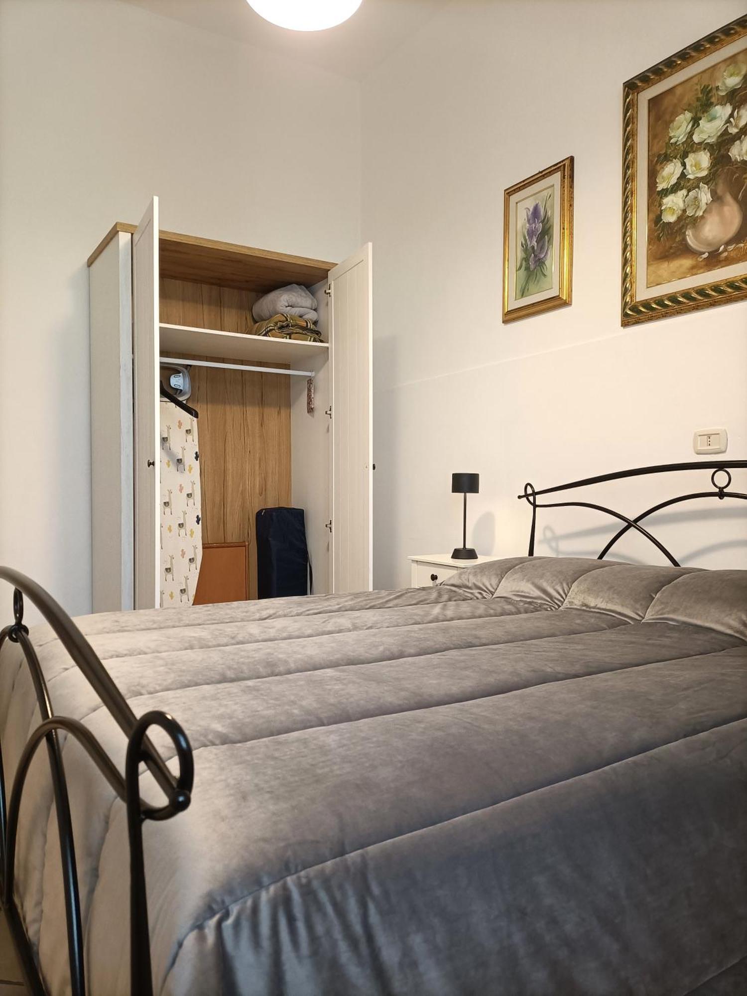 Bright Port View Apartment- Free Parking Cagliari Buitenkant foto