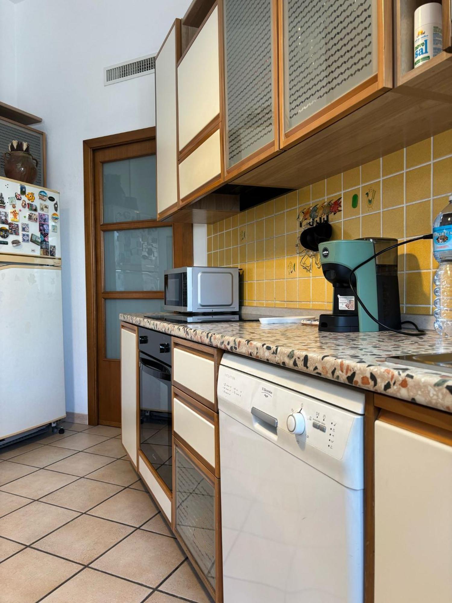 Bright Port View Apartment- Free Parking Cagliari Buitenkant foto